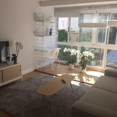 De La Luz Centrico En Nautico -parking ヴィーゴ