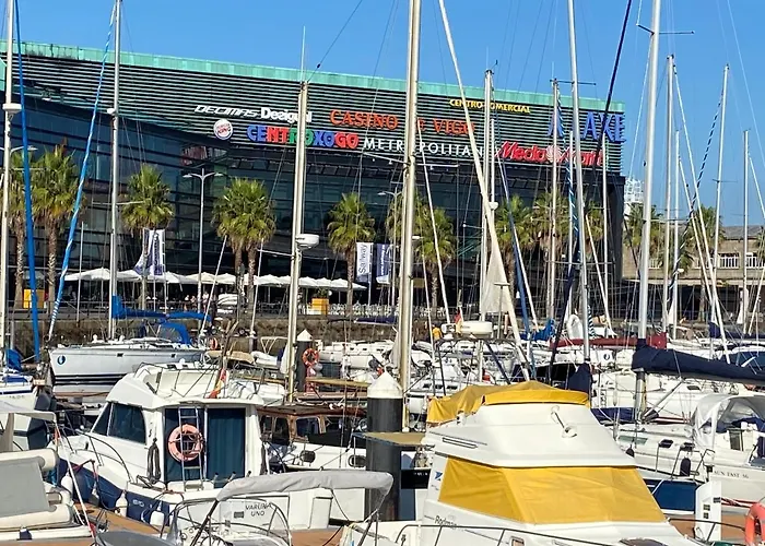 De La Luz Centrico En Nautico -parking Βίγκο