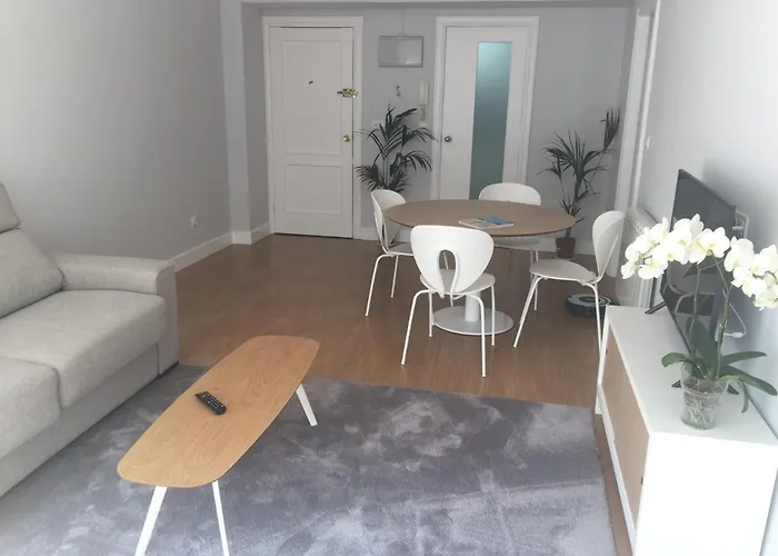 Διαμέρισμα De La Luz Centrico En Nautico -parking Βίγκο